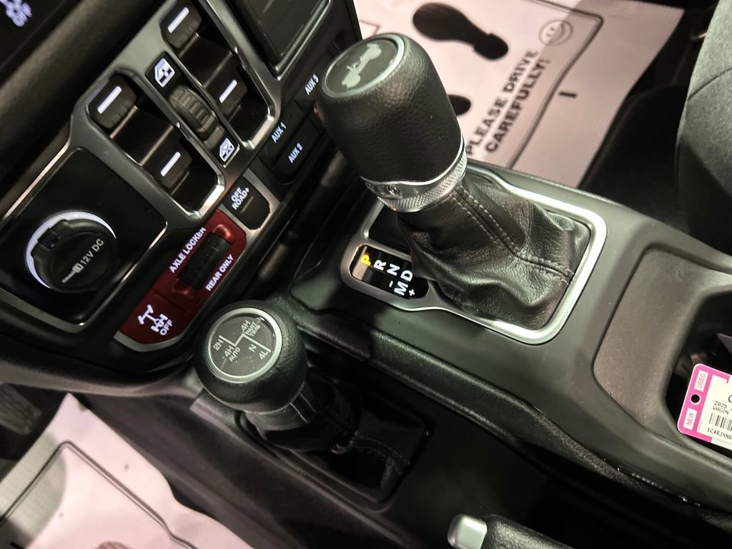 Used 2025 Jeep Wrangler Willys 4xe image 20