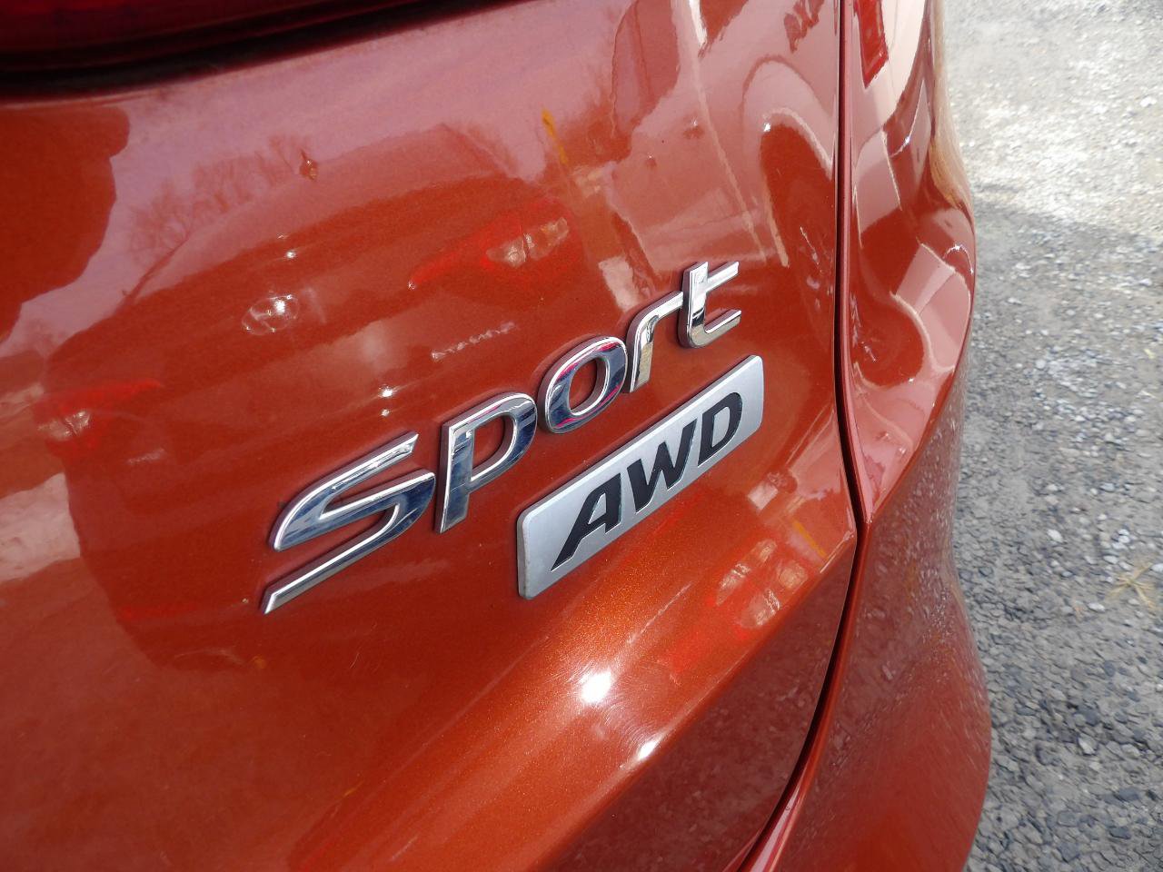 Used 2015 Hyundai Santa Fe Sport image 5