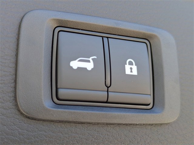 New 2025 Mitsubishi Outlander SE image 19