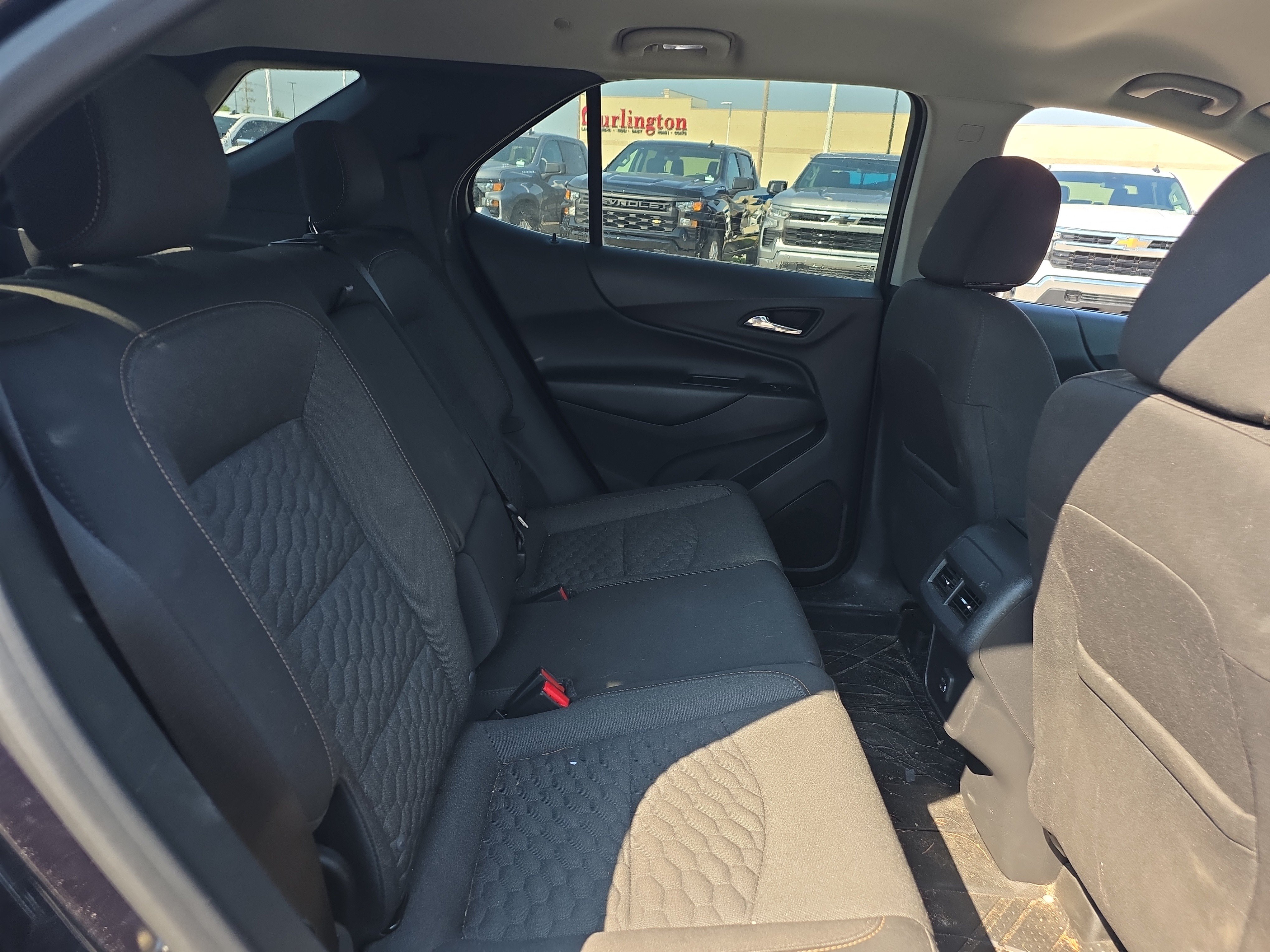 Used 2020 Chevrolet Equinox LT FWD image 9