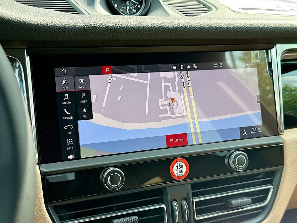 New 2026 Porsche Macan AWD/4WD image 16