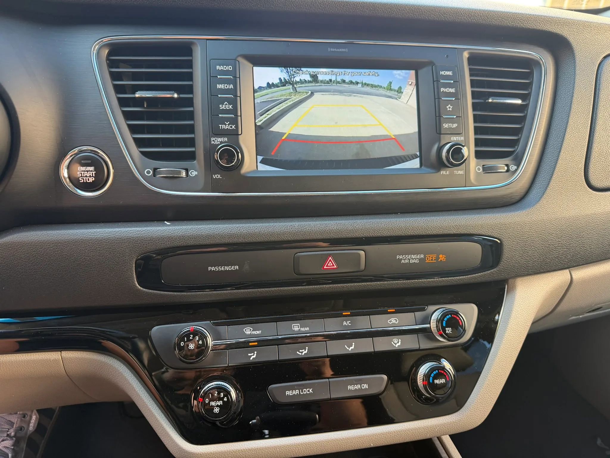 Used 2021 Kia Sedona EX FWD image 15