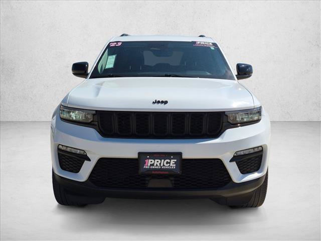 Used 2023 Jeep Grand Cherokee Limited w/ Black Appearance Package AWD/4WD image 2