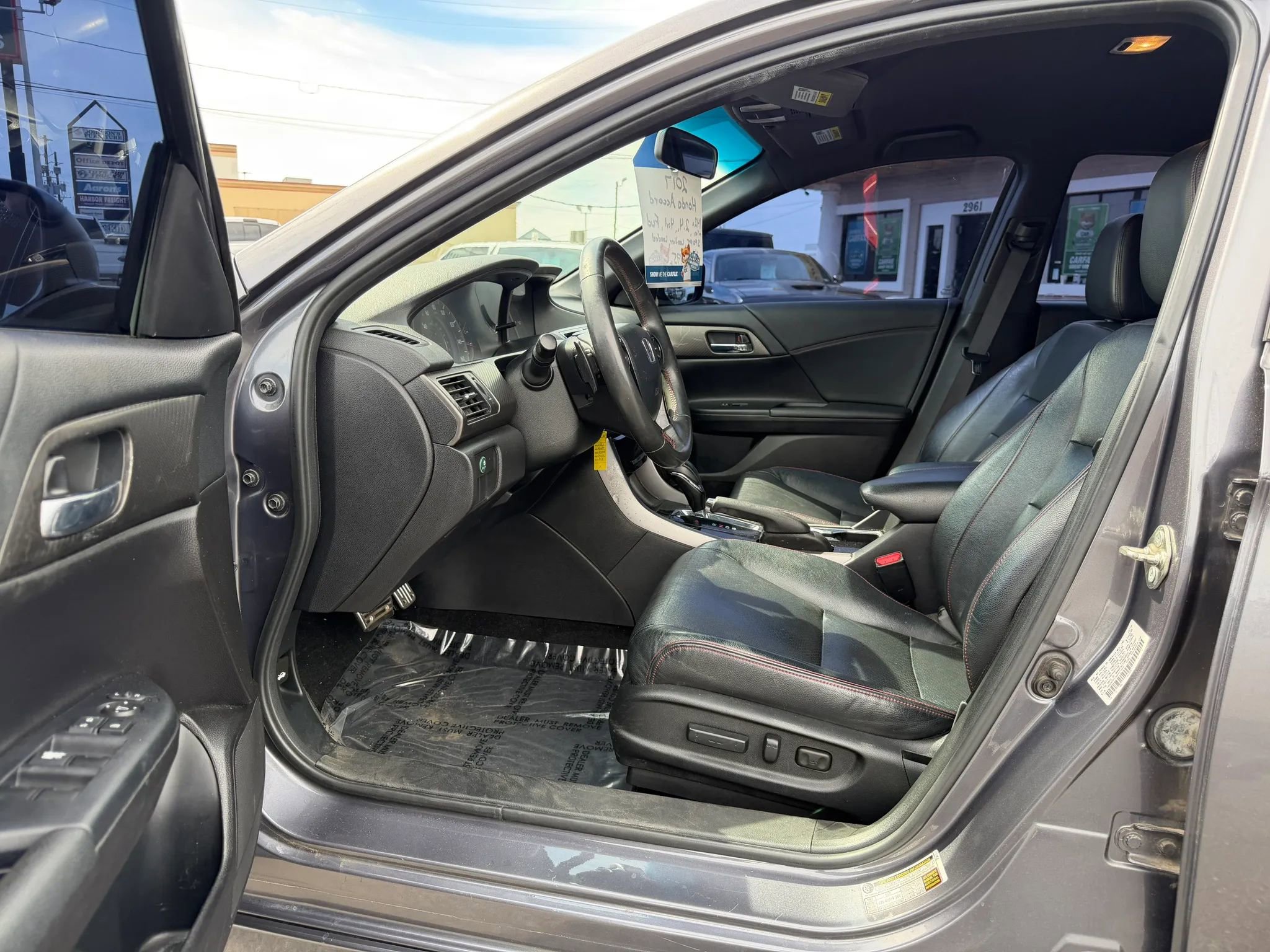Used 2017 Honda Accord Sport Special Edition image 4