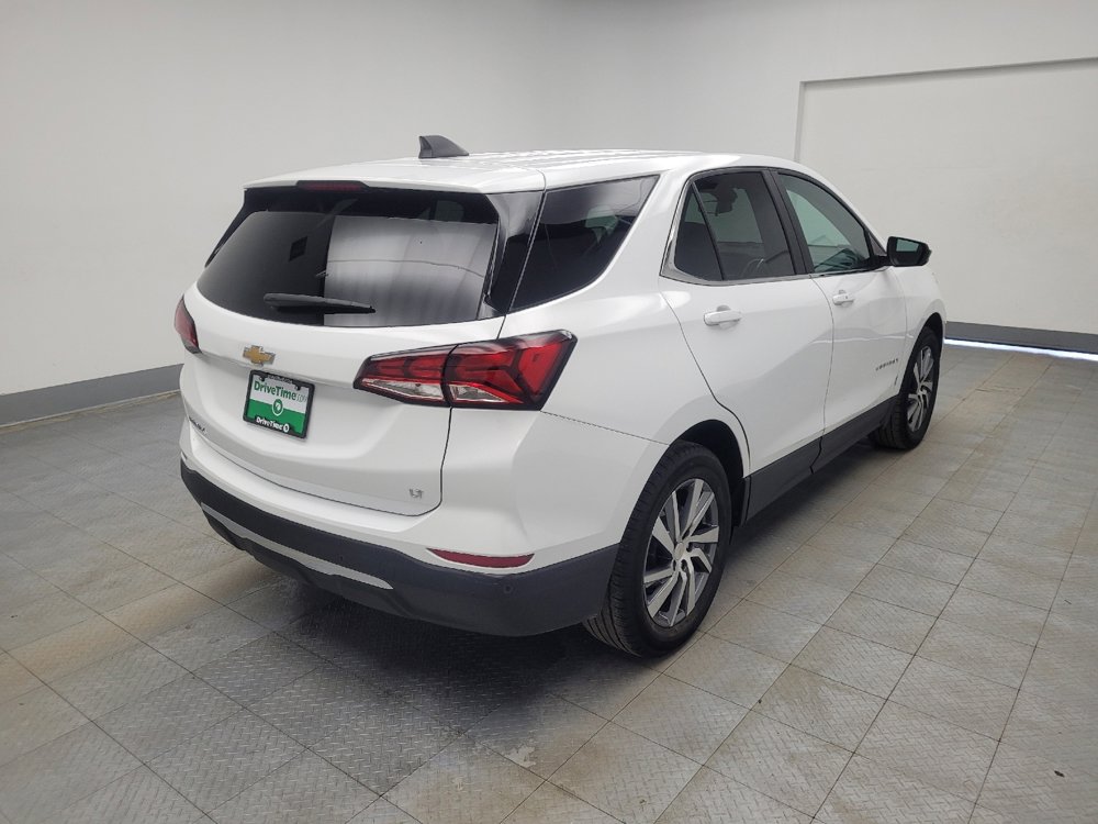 Used 2024 Chevrolet Equinox LT w/ LPO, Floor Liner Package image 9