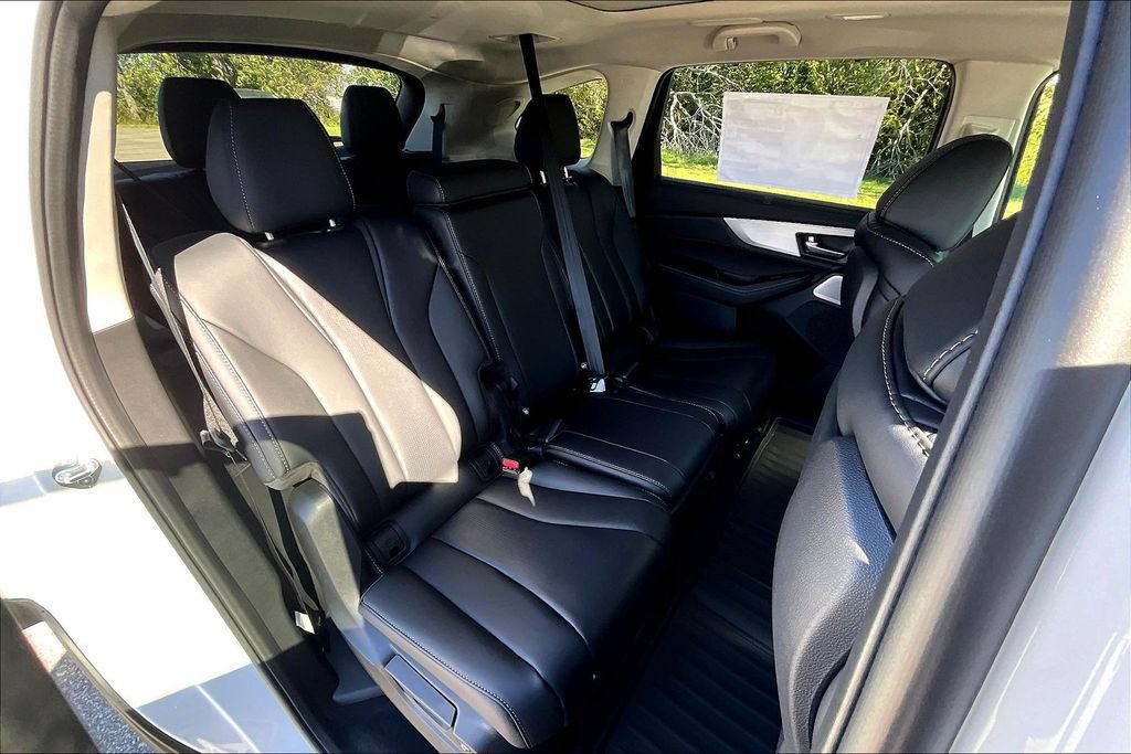 New 2026 Acura MDX w/ Technology Package FWD image 8