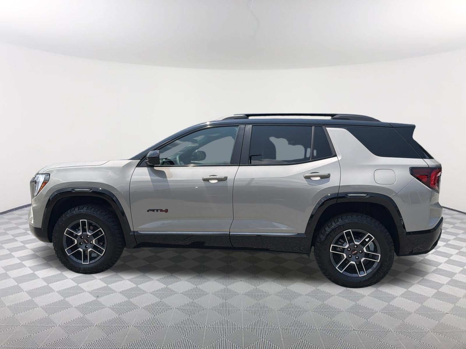 New 2026 GMC Terrain AT4 w/ Technology Package II AWD/4WD image 2