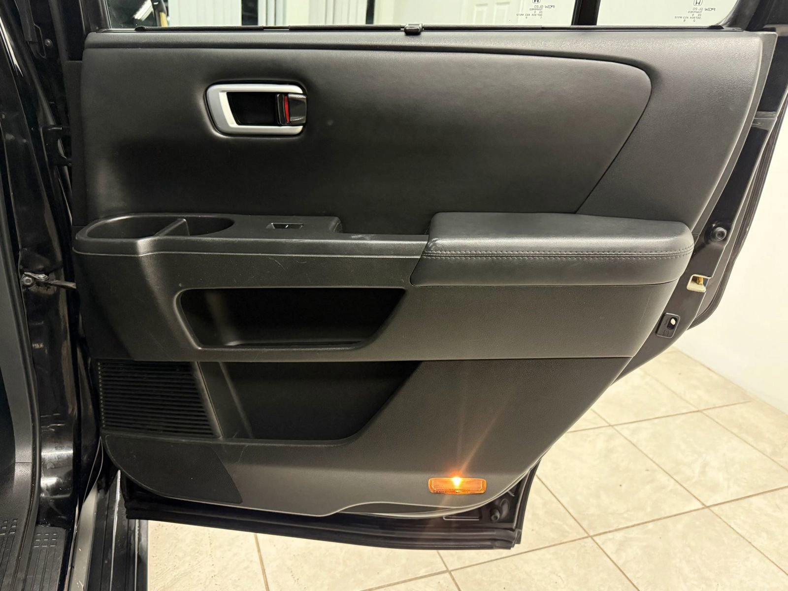 Used 2010 Honda Pilot Touring image 23