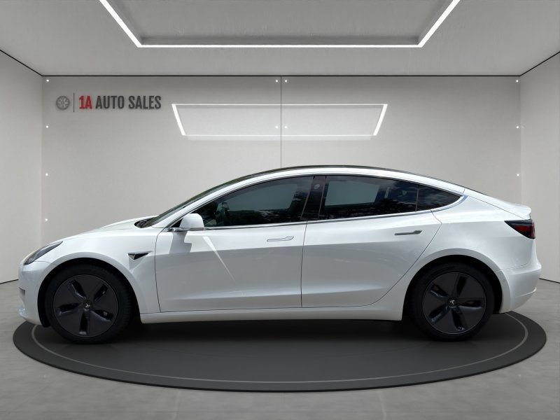 Used 2018 Tesla Model 3 Long Range AWD/4WD image 2