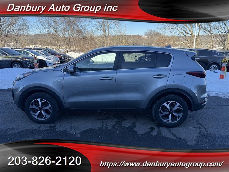 Used 2021 Kia Sportage LX AWD/4WD image 3