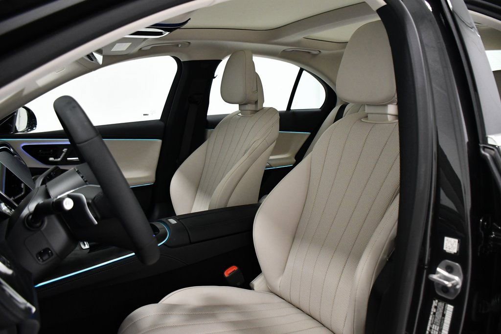 New 2026 Mercedes-Benz E 350 4MATIC Sedan image 16