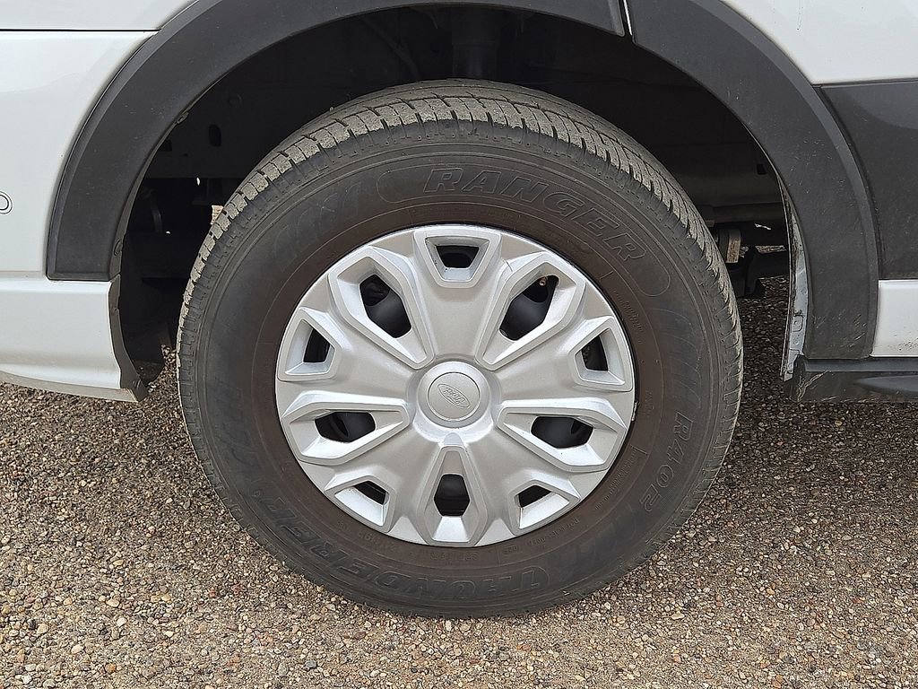 Used 2023 Ford Transit 350 XLT image 11