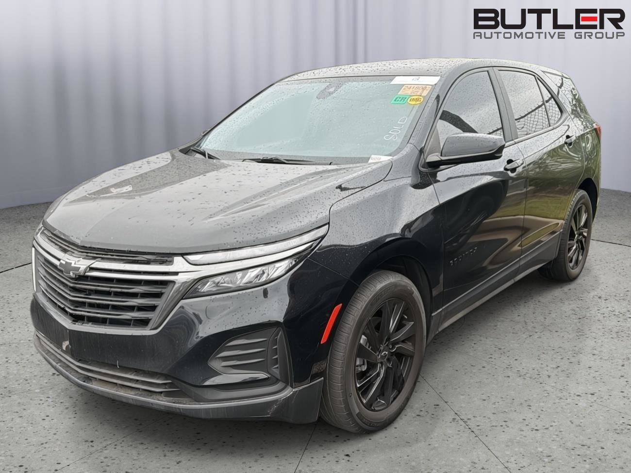 Used 2024 Chevrolet Equinox LS w/ LS Convenience Package FWD image 2