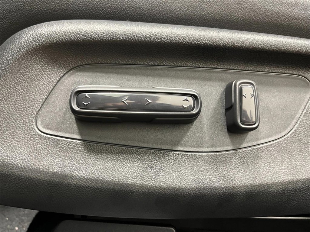 New 2026 Honda HR-V EX-L image 13