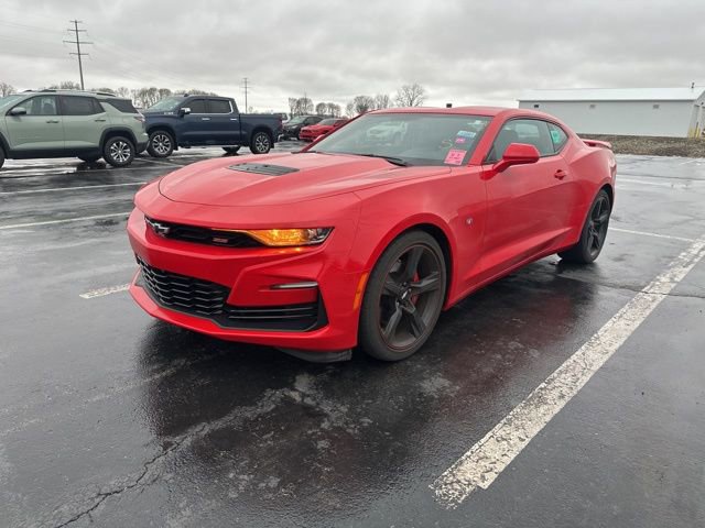 Used 2022 Chevrolet Camaro SS RWD image 2