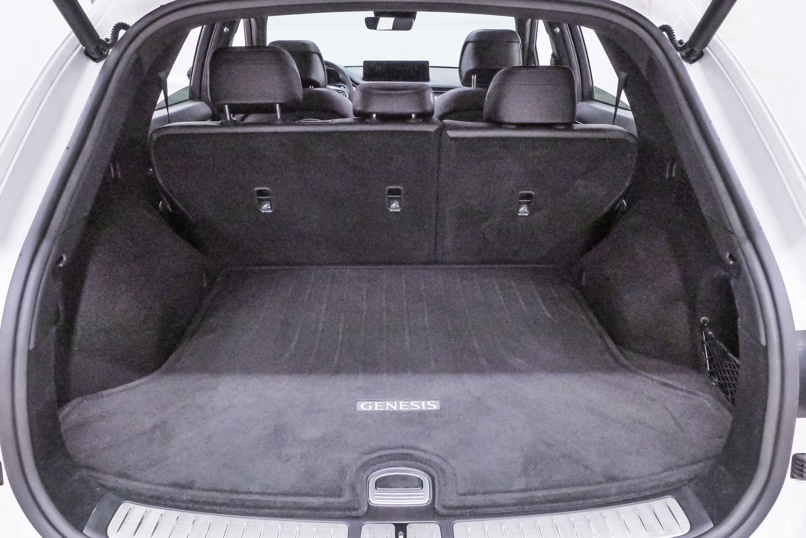 Certified 2025 Genesis GV70 3.5T Sport image 25