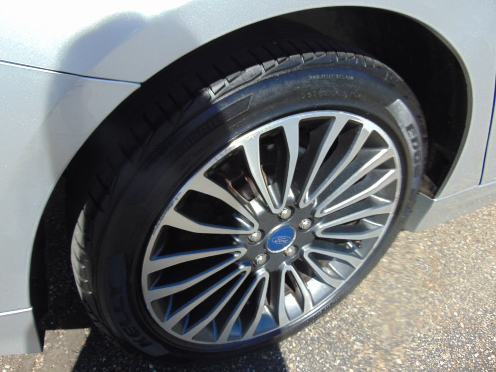 Used 2018 Ford Fusion Titanium FWD image 29