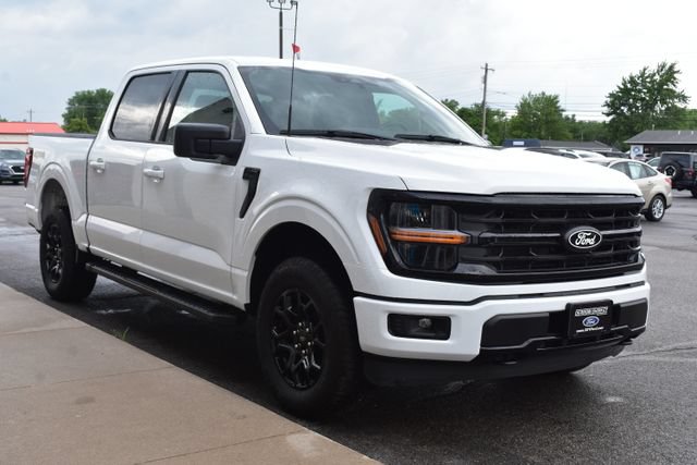 Used 2025 Ford F150 XLT w/ Equipment Group 301A Standard AWD/4WD image 9