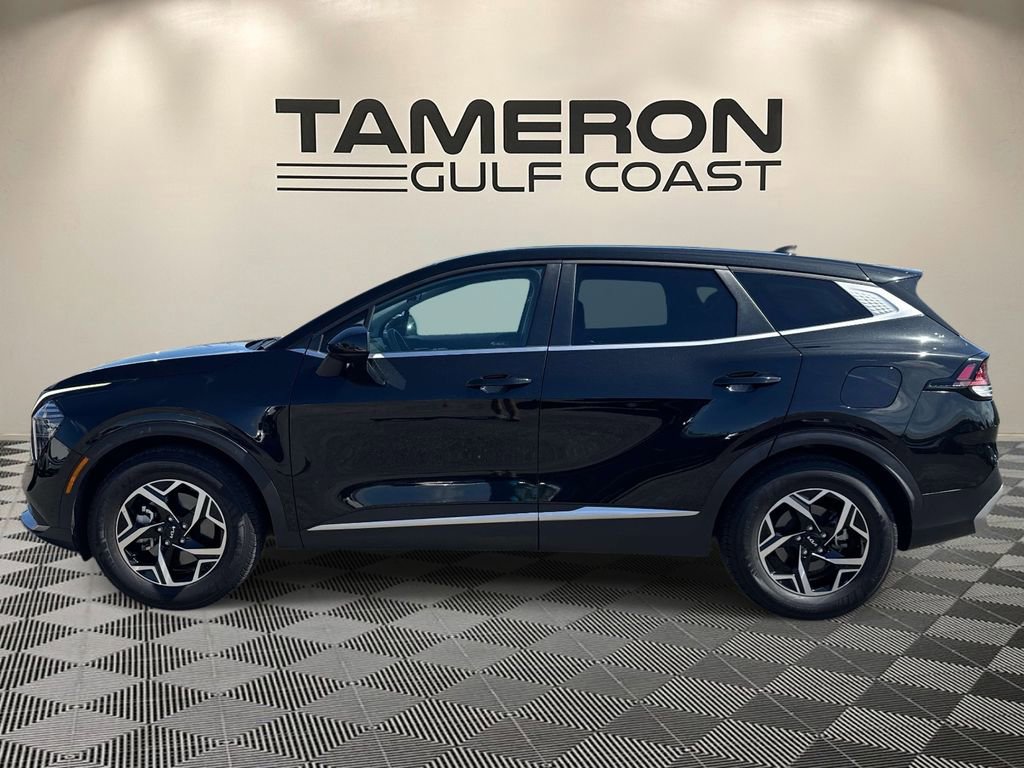 Used 2024 Kia Sportage LX image 4