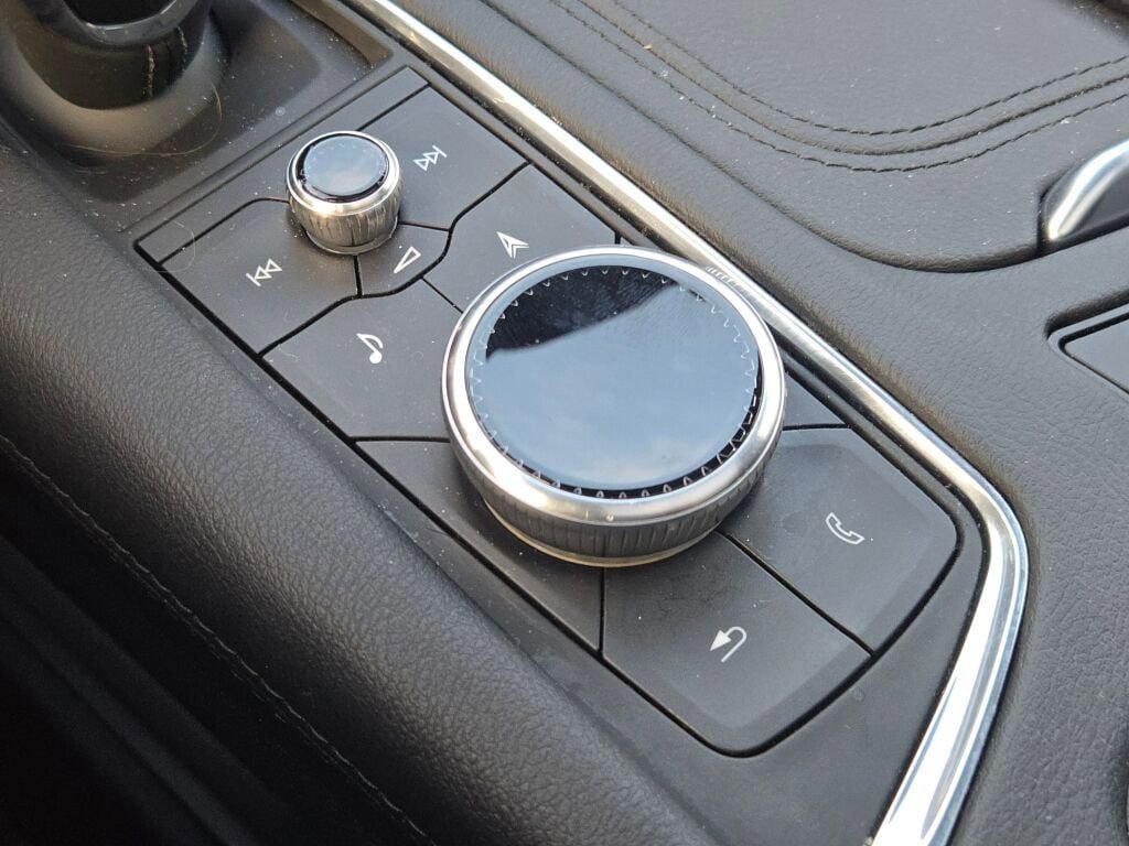 New 2025 Cadillac XT5 Premium Luxury w/ LPO, Blue Accent Package image 30