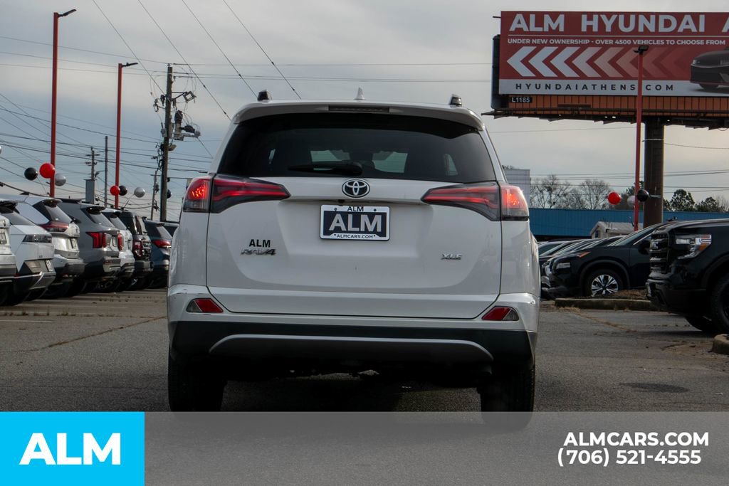 Used 2018 Toyota RAV4 XLE image 6