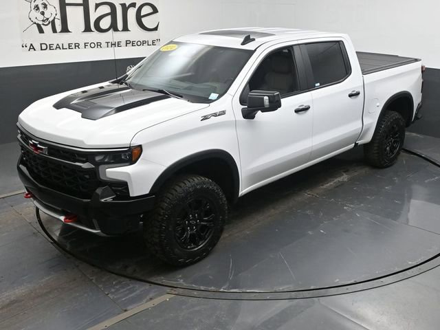 Used 2024 Chevrolet Silverado 1500 ZR2 w/ Technology Package image 43