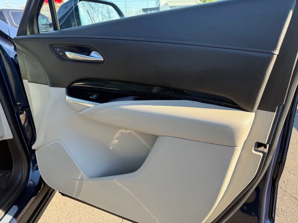 Used 2019 Cadillac XT4 Premium Luxury w/ Cold Weather Package image 26