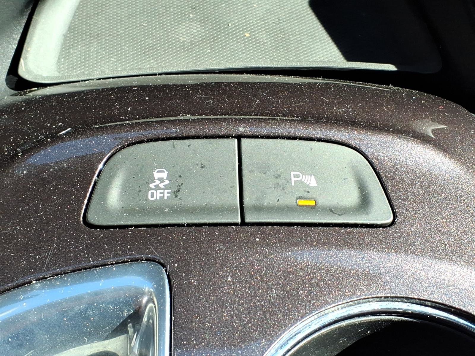 Used 2022 Chevrolet Malibu LS w/ Driver Confidence Package image 18