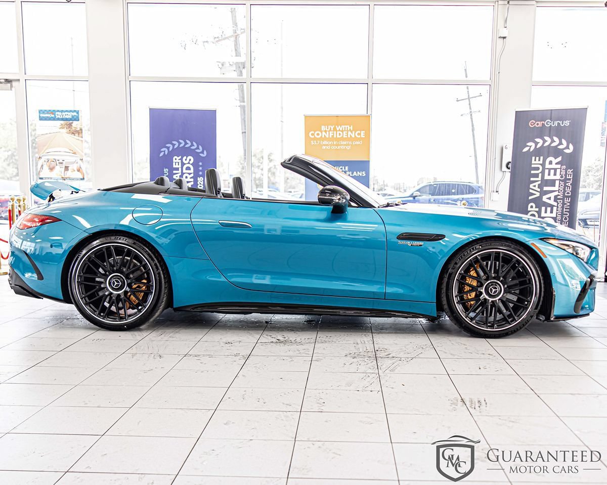 Used 2025 Mercedes-Benz SL 63 AMG 4MATIC image 9