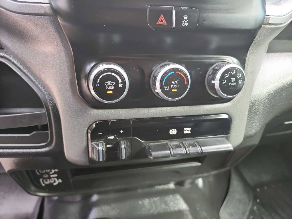 Used 2024 RAM 2500 Tradesman AWD/4WD image 28