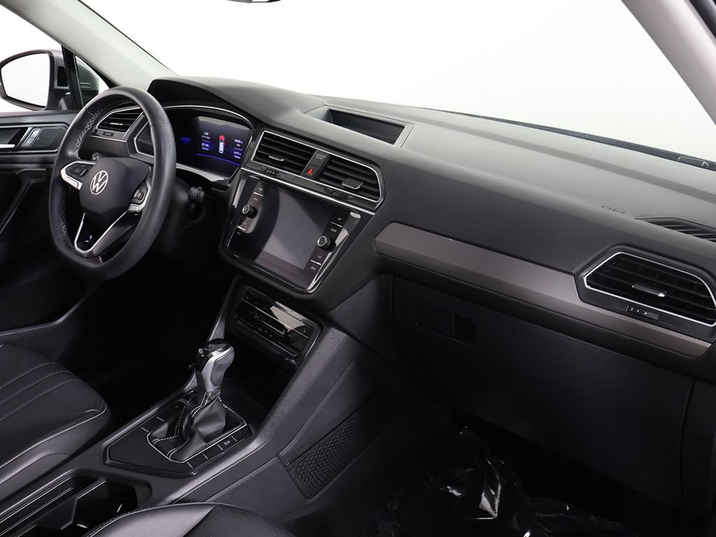 Used 2023 Volkswagen Tiguan SE FWD image 27