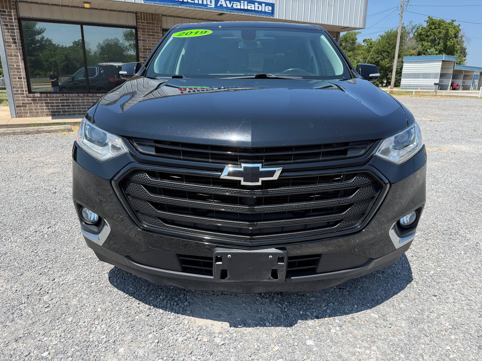 Used 2019 Chevrolet Traverse LT w/ LT Premium Package FWD image 2