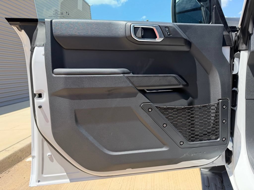 New 2026 Ford Bronco Outer Banks AWD/4WD image 16