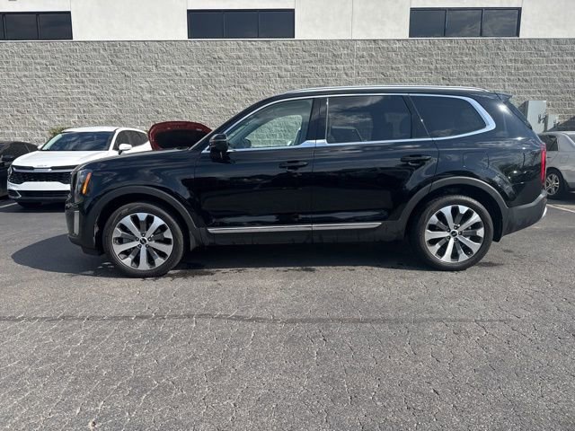 Certified 2022 Kia Telluride EX w/ EX Premium Package FWD image 2
