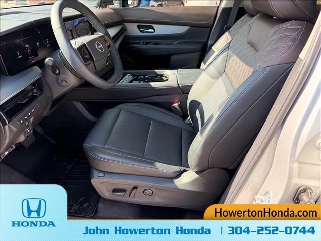 Used 2025 Nissan Murano Platinum w/ Cargo Package image 10