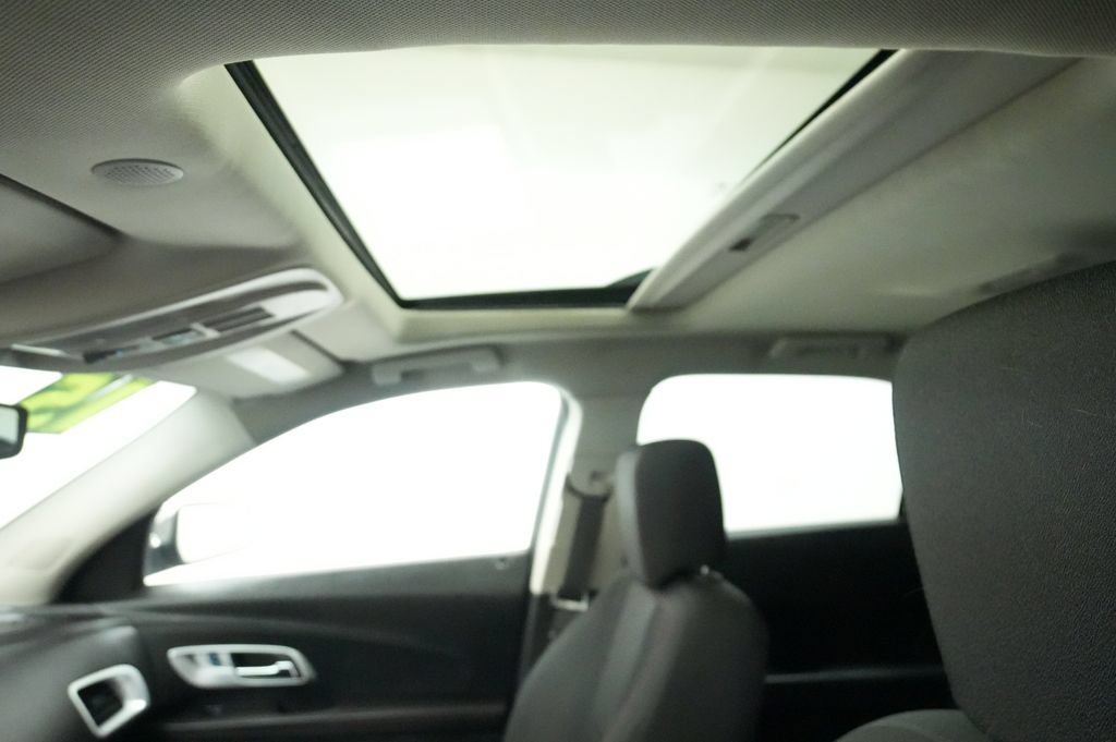 Used 2015 Chevrolet Equinox LT FWD image 18