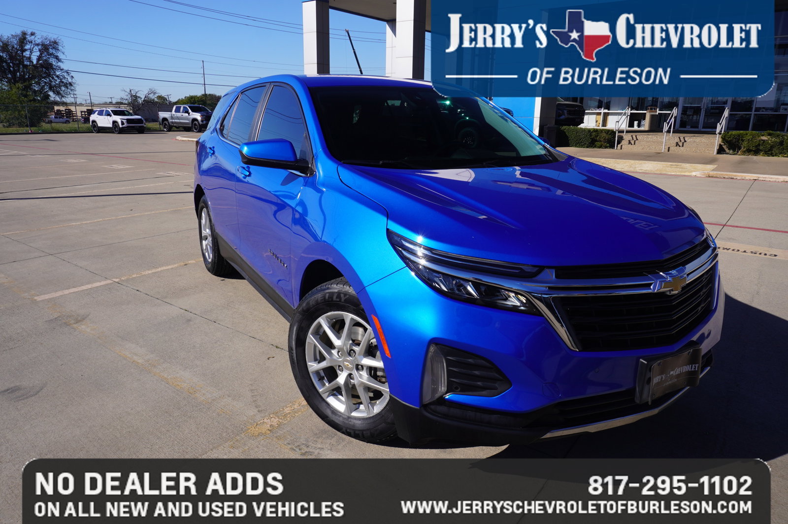 Used 2024 Chevrolet Equinox LT w/ LPO, Floor Liner Package FWD image 2