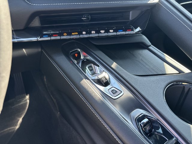 Used 2026 Chevrolet Corvette Z06 w/ Stealth Interior Trim Package RWD image 25