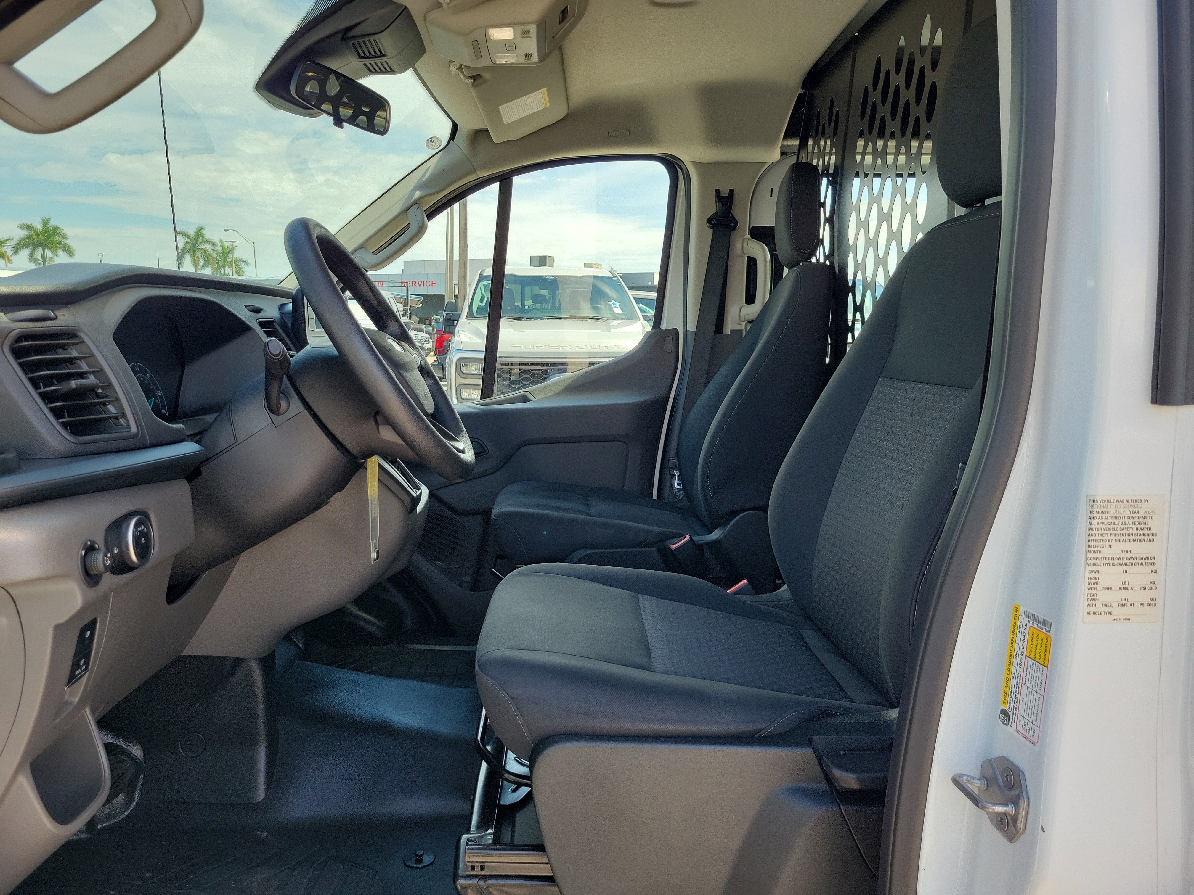 Used 2025 Ford Transit 250 Low Roof w/ Exterior Upgrade Package RWD image 11