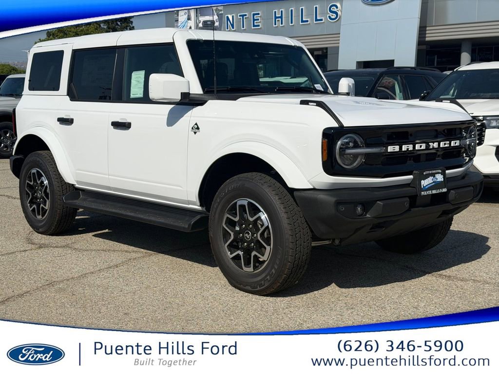 New 2026 Ford Bronco Outer Banks AWD/4WD image 1