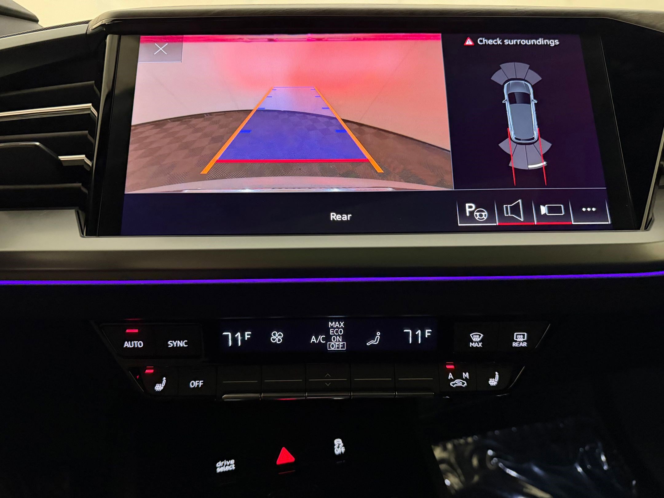 Certified 2023 Audi Q4 e-tron Premium Plus w/ Premium Plus AWD/4WD image 23