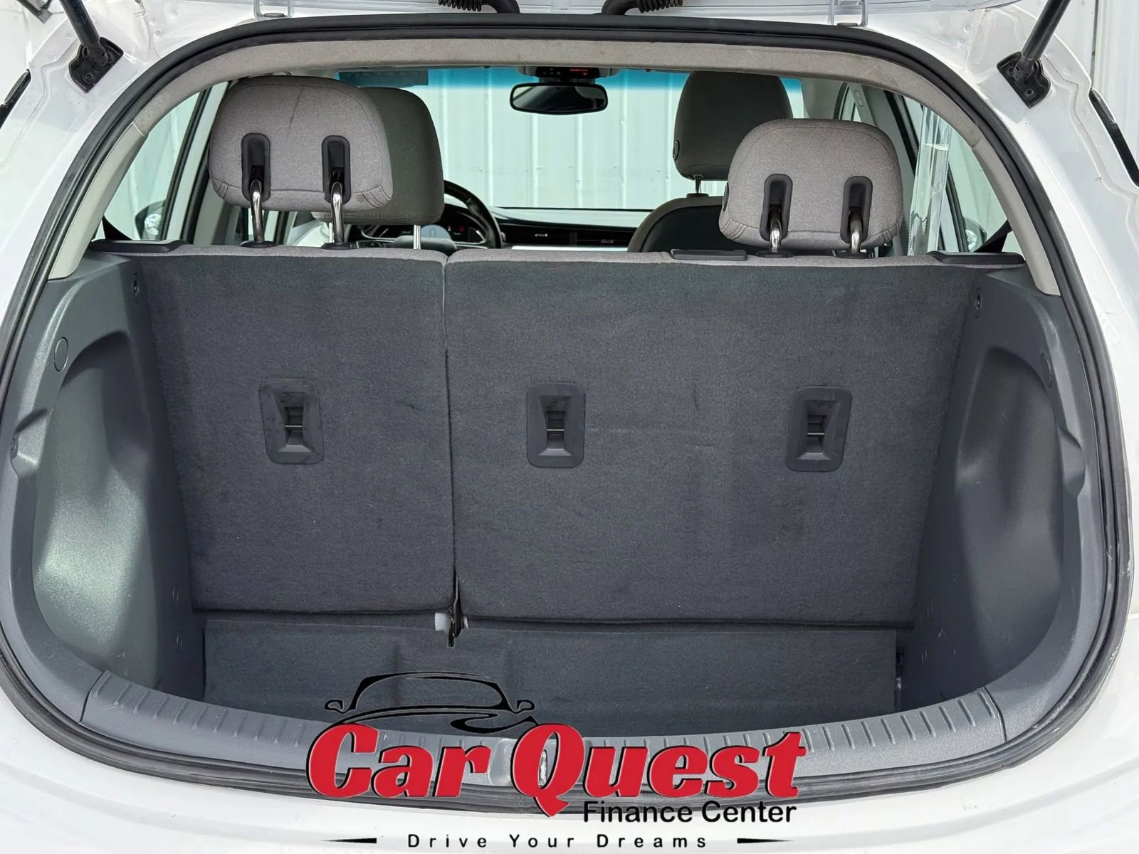 Used 2018 Chevrolet Bolt LT image 12