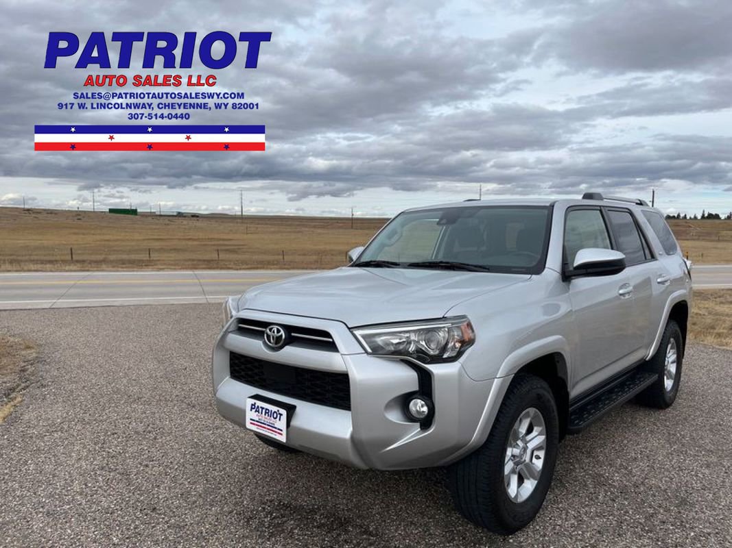 Used 2020 Toyota 4Runner SR5 image 1
