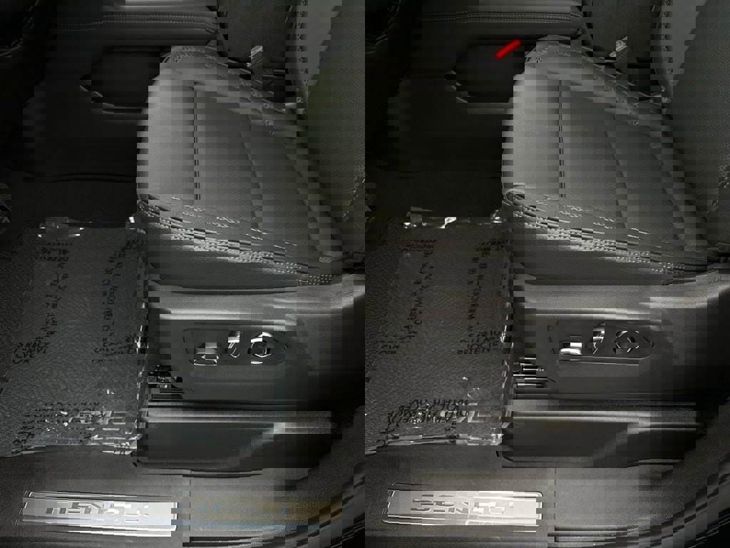 New 2026 GMC Yukon Denali w/ Sun & Power Step Package image 12