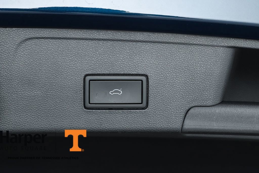 Used 2023 Volkswagen Atlas Cross Sport SE w/ Panoramic Sunroof Package FWD image 69