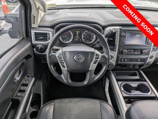 Used 2017 Nissan Titan PRO-4X AWD/4WD image 12