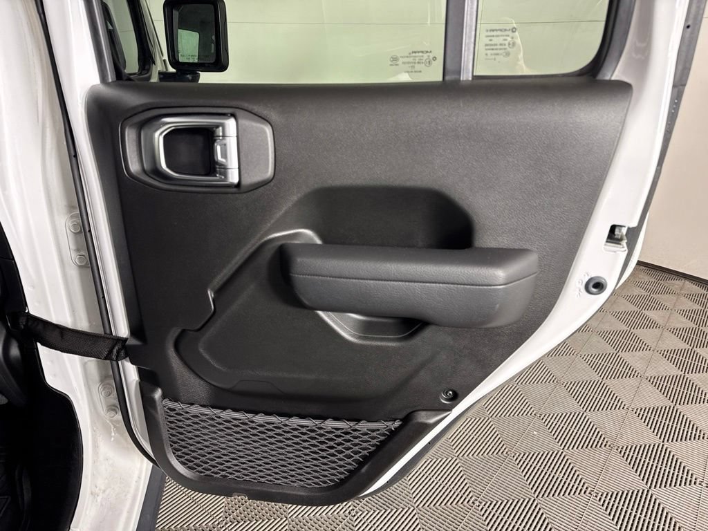 Certified 2024 Jeep Wrangler Unlimited AWD/4WD image 42