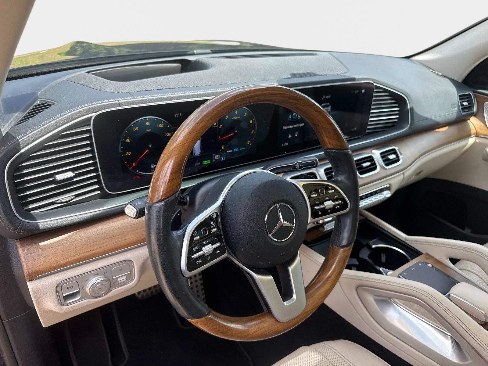 Used 2022 Mercedes-Benz GLS 450 4MATIC image 18
