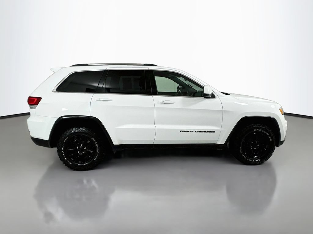 Used 2020 Jeep Grand Cherokee Laredo AWD/4WD image 8