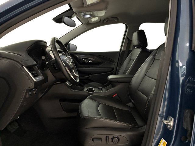 Used 2024 GMC Terrain SLT AWD/4WD image 12